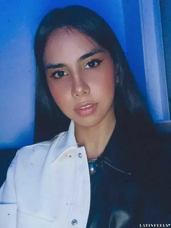 Natalia Profile image 4