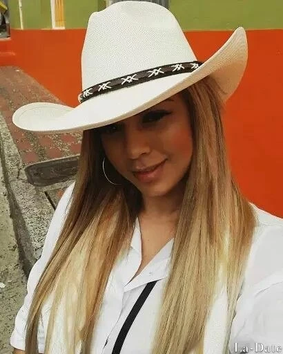 Maria Fernanda Profile image 1