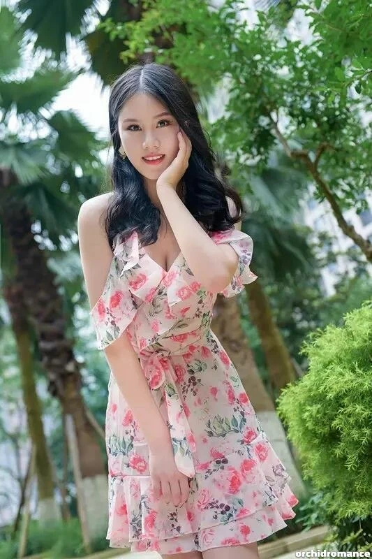 Chenyin Profile image 1